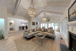 17 Oyster Row